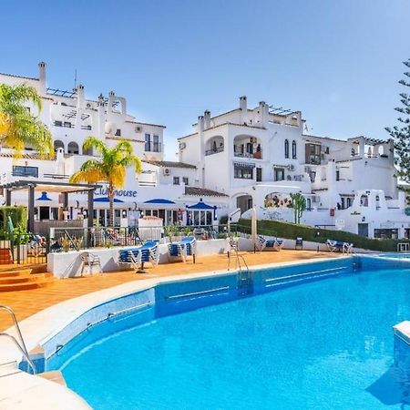 Apartamento-estudio Benalsun Pueblo Evita Benalmádena Esterno foto