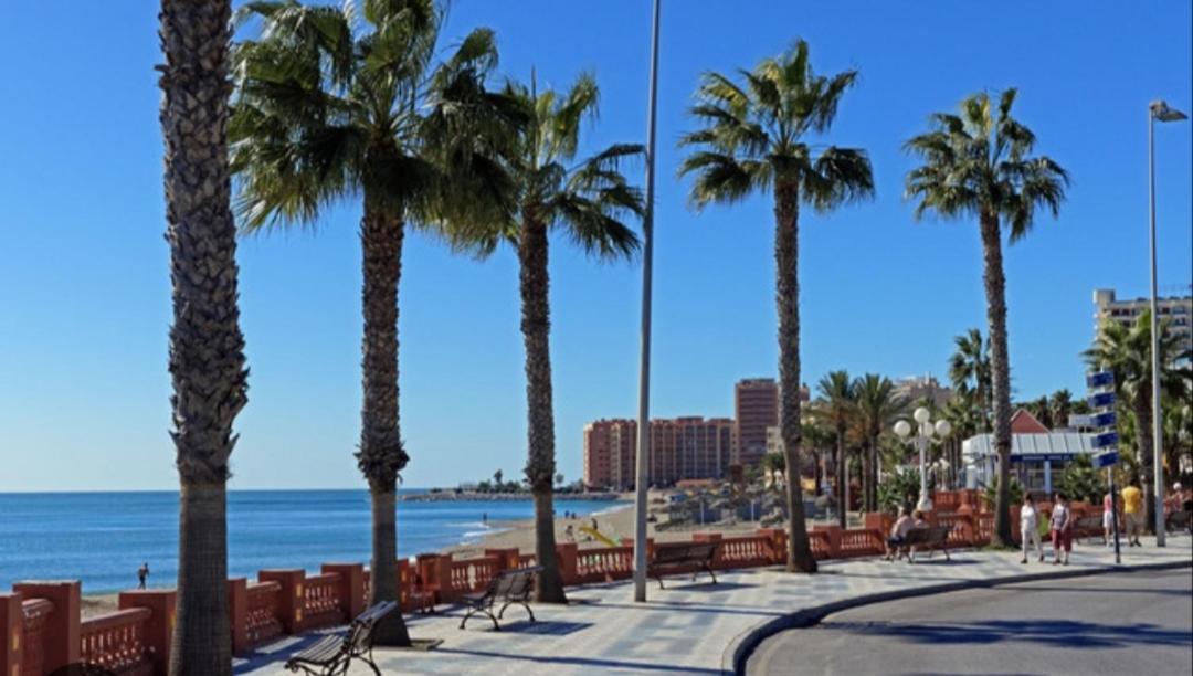 Apartamento-estudio Benalsun Pueblo Evita Benalmádena Esterno foto