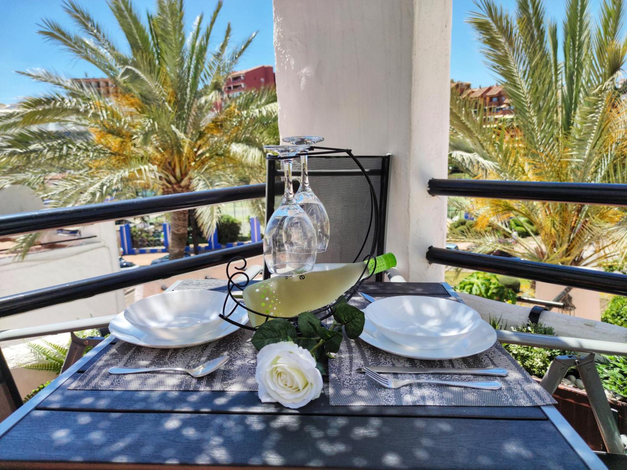 Apartamento-estudio Benalsun Pueblo Evita Benalmádena Esterno foto