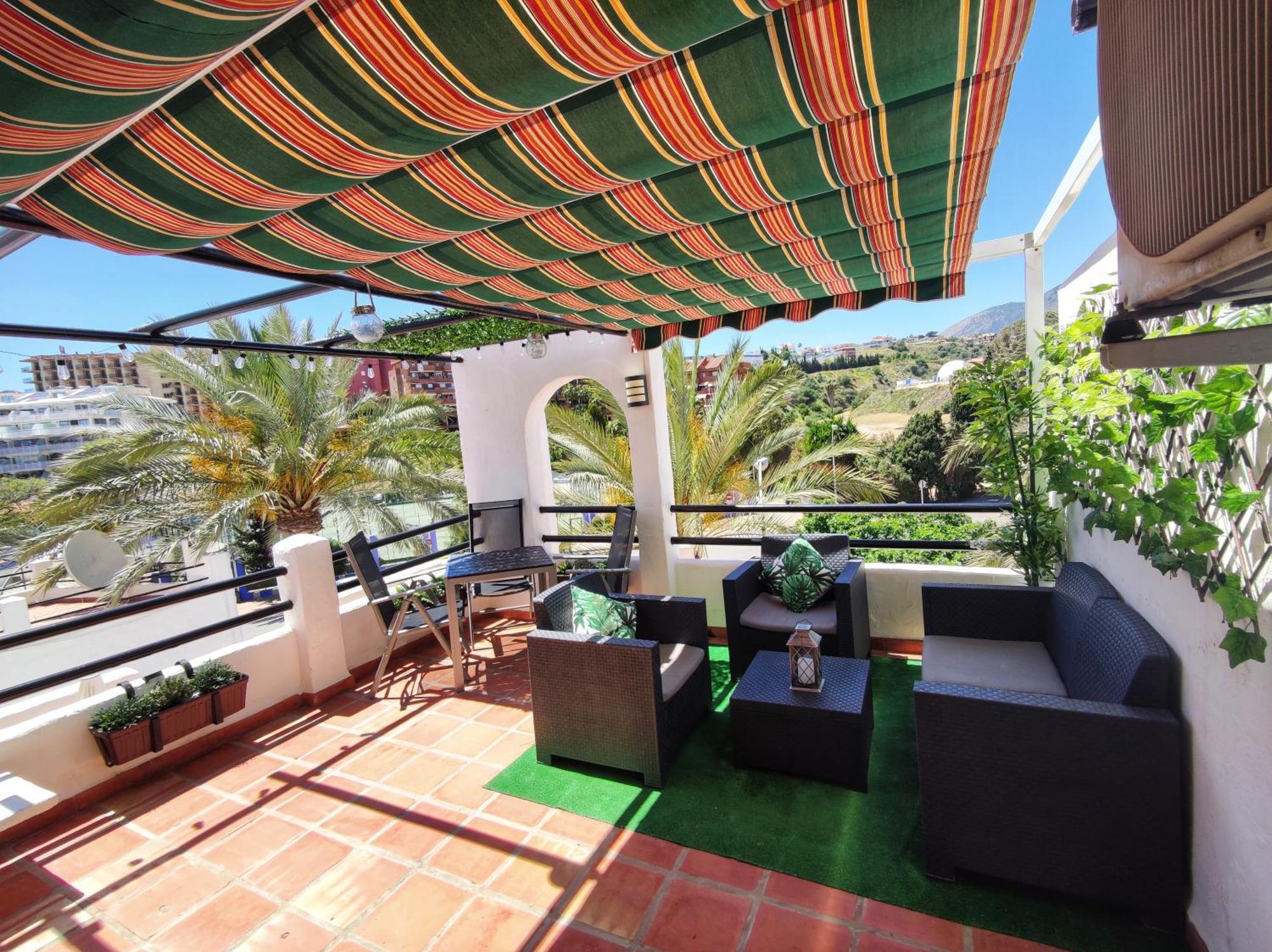 Apartamento-estudio Benalsun Pueblo Evita Benalmádena Esterno foto